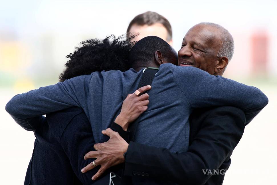 Olivier Dubois, periodista francés secuestrado en Mali en abril de 2021, es liberado