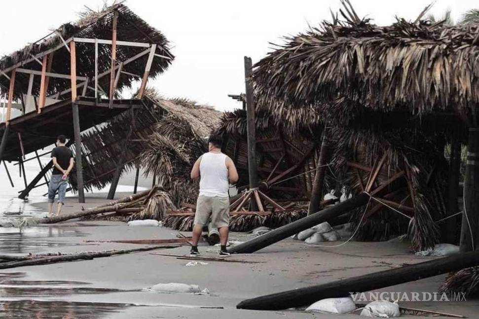 $!Vista de los destrozos provocados por el huracán Otis de categoría 5 en Acapulco, Guerrero.
