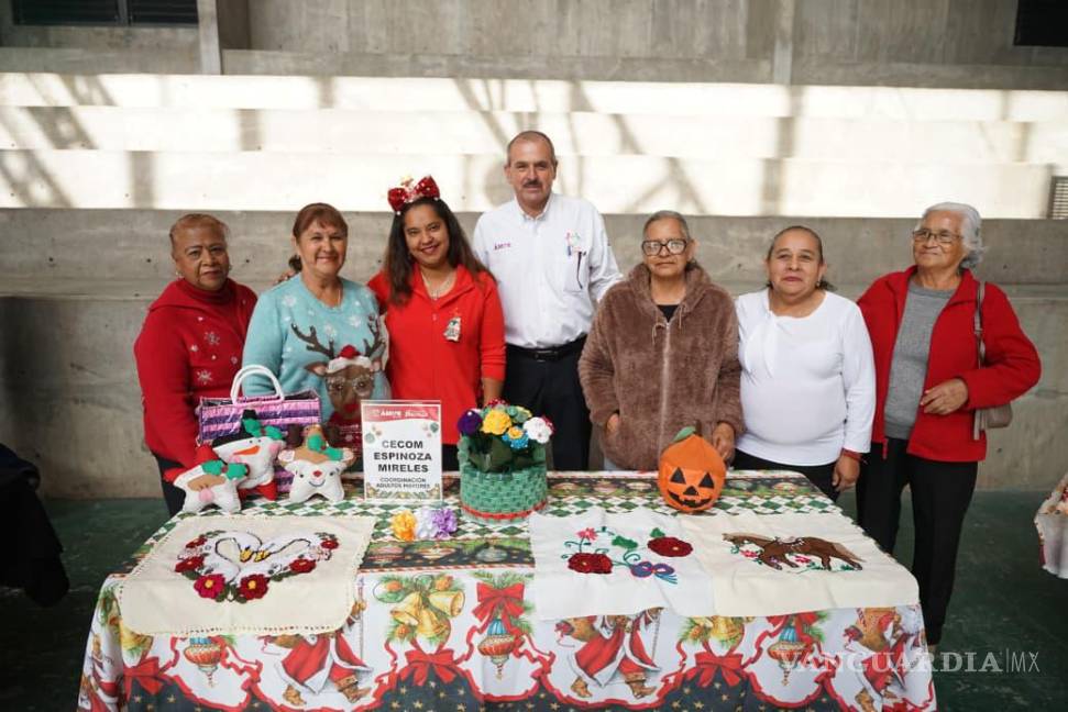 $!Se expusieron trabajos de 26 grupos de adultos mayores que operan en distintos sectores de la ciudad.