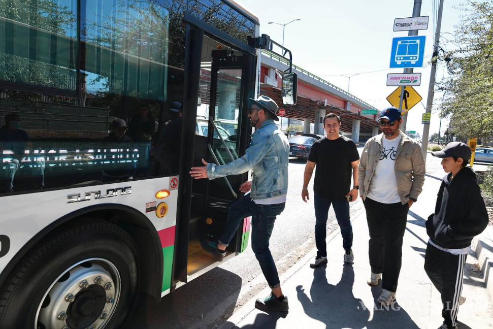 $!El presentador subrayó que el servicio puede fomentar una sociedad más activa y con cultura del transporte.