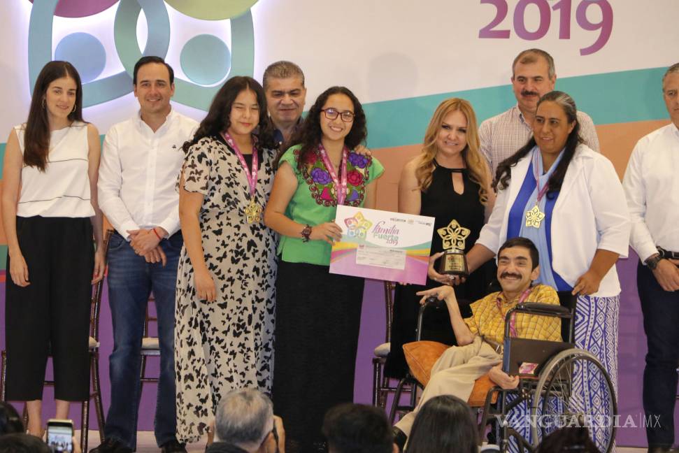 Ejemplo de lucha familias fuertes de Coahuila: MARS