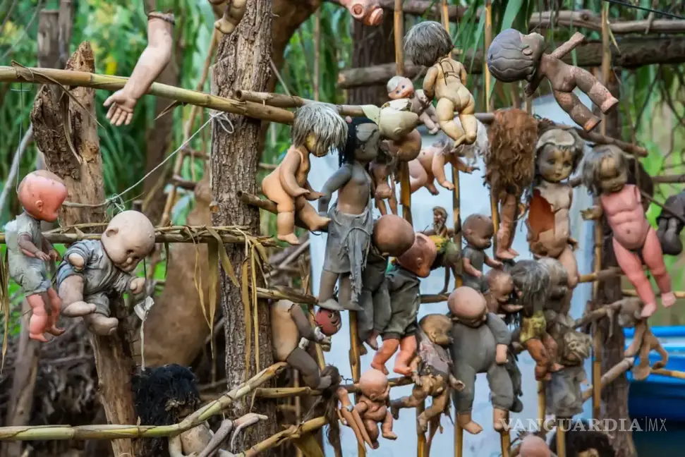 $!¿Cuál es la leyenda detrás de la Isla de las Muñecas, lugar donde Lady Gaga filmó su nuevo videoclip de la mano de Tim Burton?