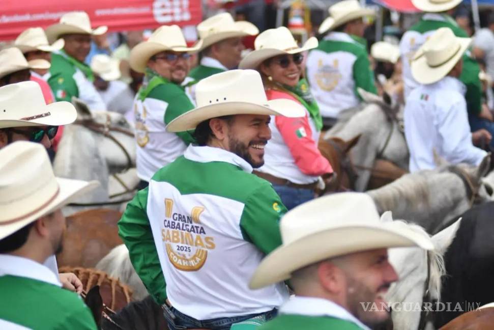 $!Turistas disfrutan de los eventos masivos que han colocado a Coahuila entre los destinos más visitados del norte del país, dijo la Secretaria de Turismo.
