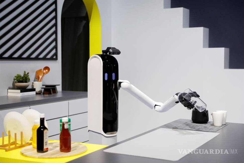 $!Panasonic muestra uno de sus robots acompañantes en el Salón Internacional de Electrónica de Consumo. EFE/EPA/Caroline Brehman