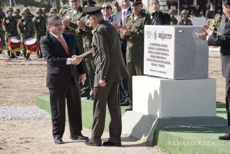 $!Colocan primera piedra del nuevo Hospital Militar de Torreón