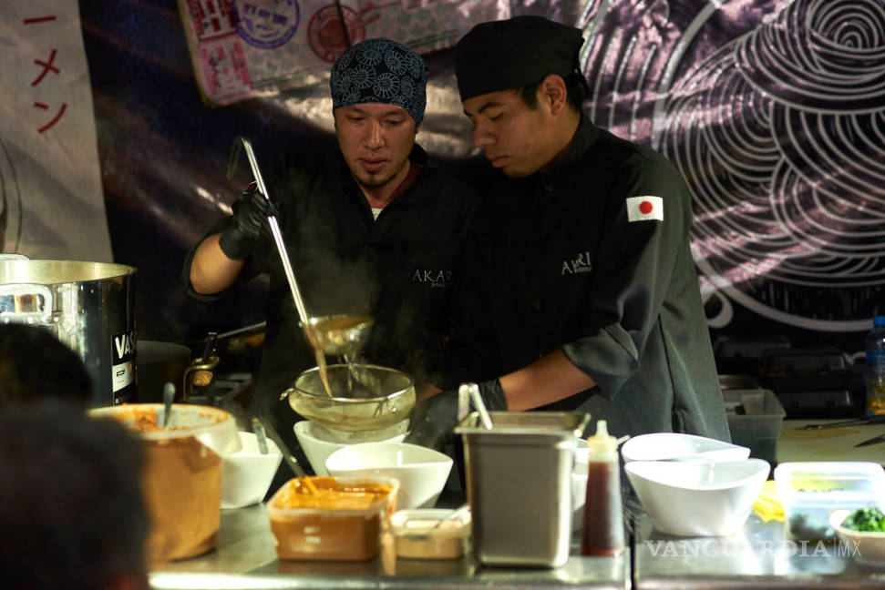 $!Mutsuri Ramen: La fiesta de la comida japonesa
