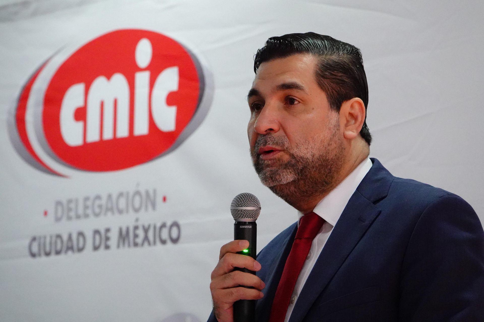 Acuden empresas de a la banca ante las deudas del gobierno. Noticias en tiempo real