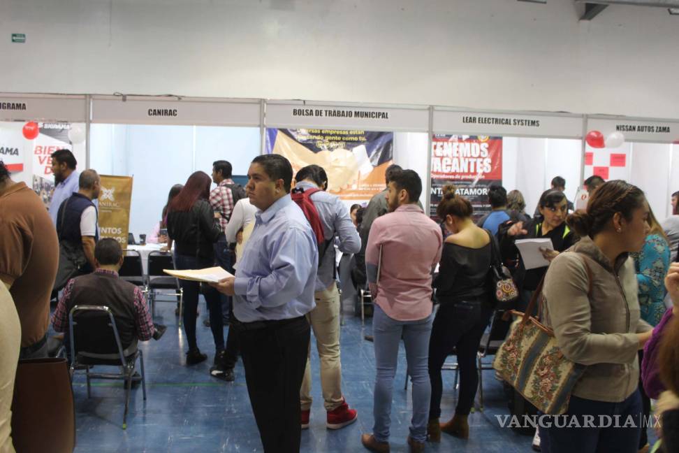 $!Ofrecen 2 mil vacantes en Feria del Empleo en Torreón; buscan aumentar salarios