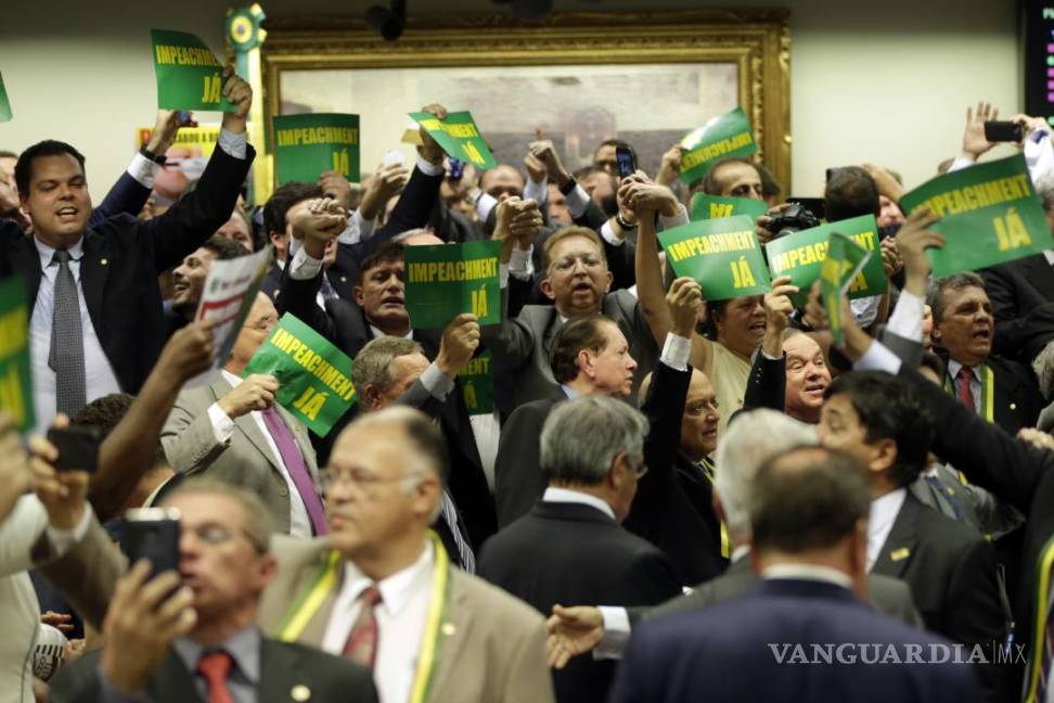 $!Rousseff, otra vez a las trincheras, ahora en el ocaso de su Gobierno