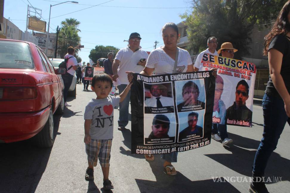$!Nada qué festejar: Marchan madres de desaparecidos en Torreón