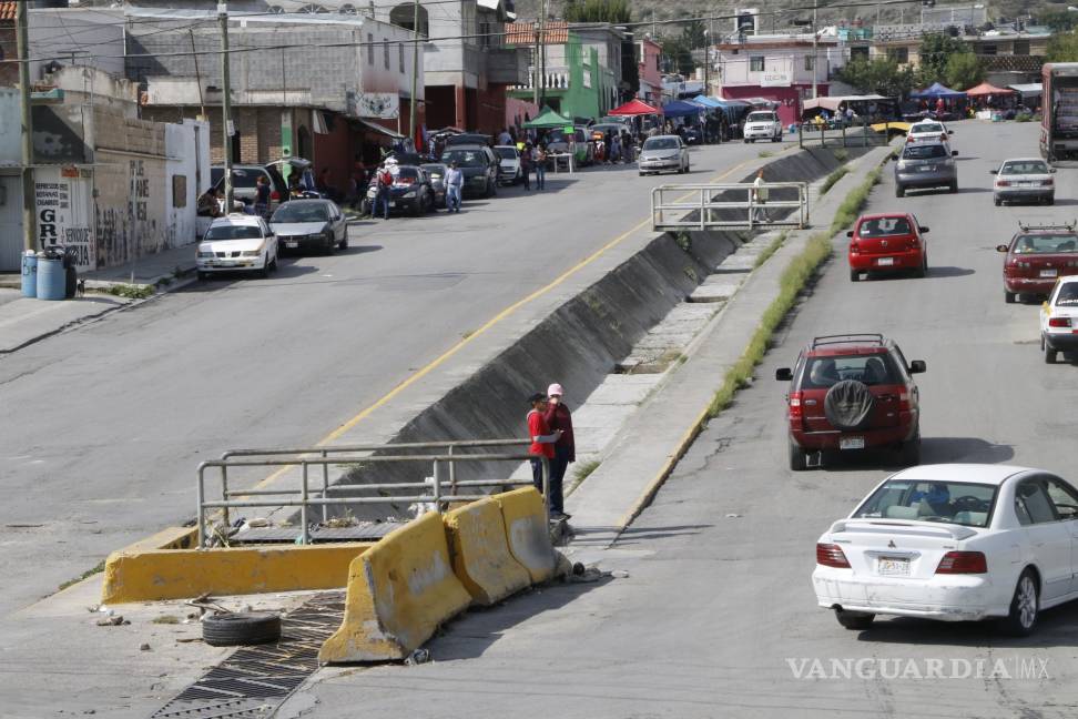 $!Lluvias encienden alertas en la colonia Valle de Santa Elena de Saltillo