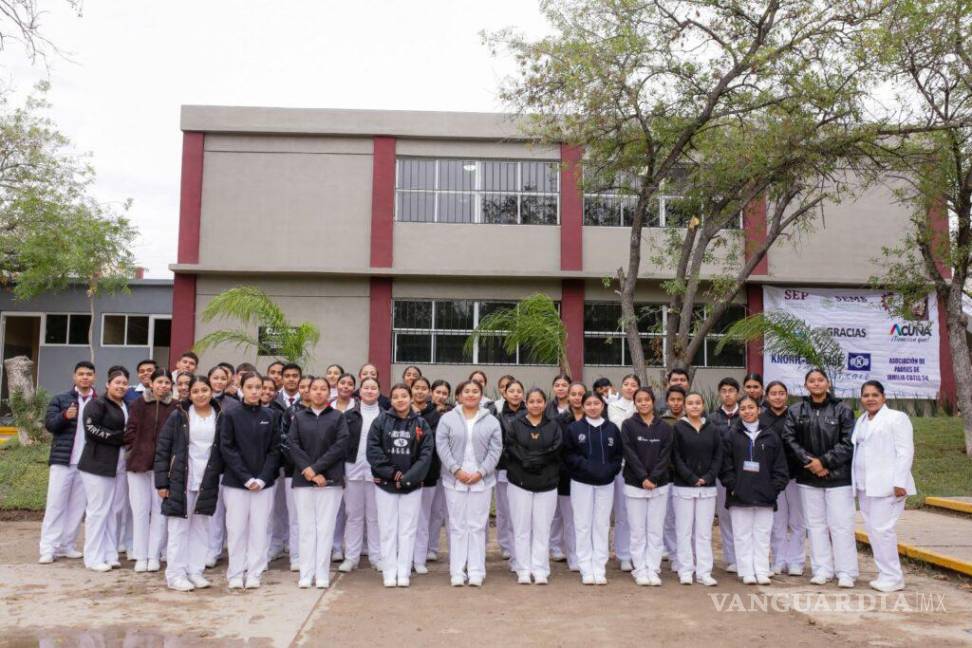 $!Por ahora, la institución educativa solo ha ofrecido extender un certificado de bachillerato y una carta de habilidades.