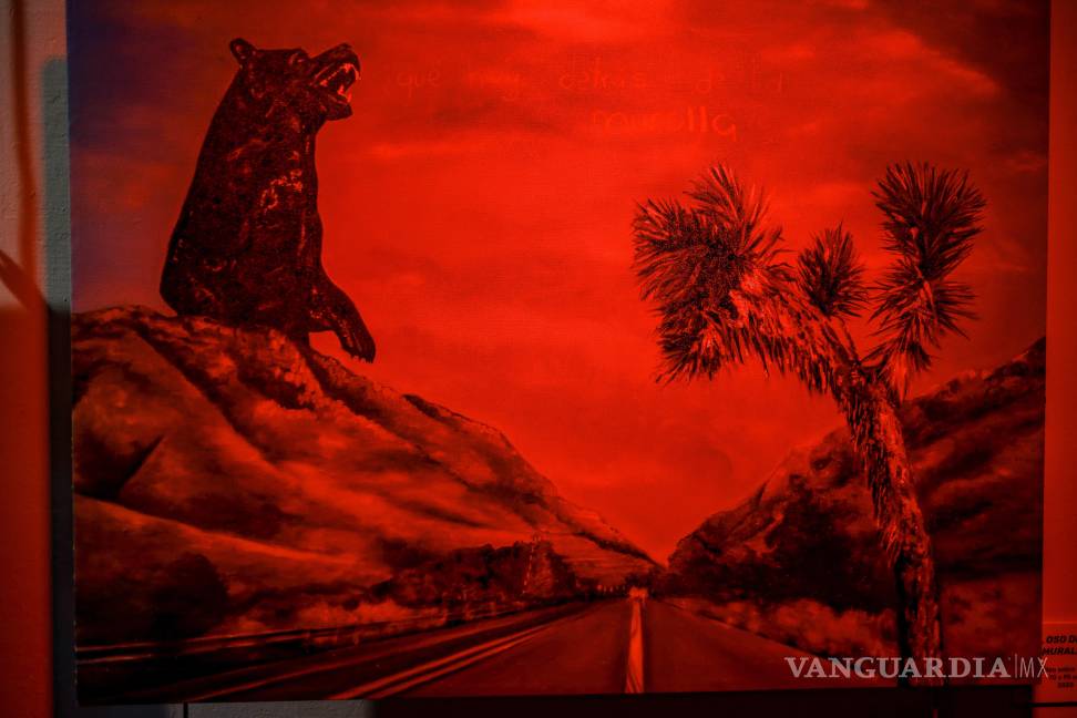 $!Andrea Badillo recrea el juego de la memoria con arte y luces en nueva exposición en Saltillo