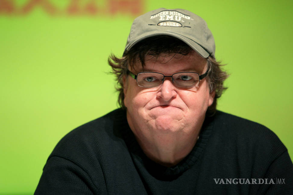 $!Michael Moore compara a Donald Trump con Hitler