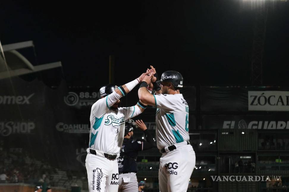 $!La serie continúa este sábado en el Estadio Francisco I. Madero con Saraperos buscando recuperarse en la recta final rumbo a playoffs.