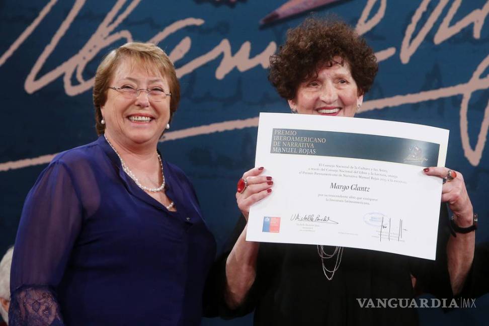 $!Bachelet entrega a Margo Glantz Premio Iberoamericano Manuel Rojas