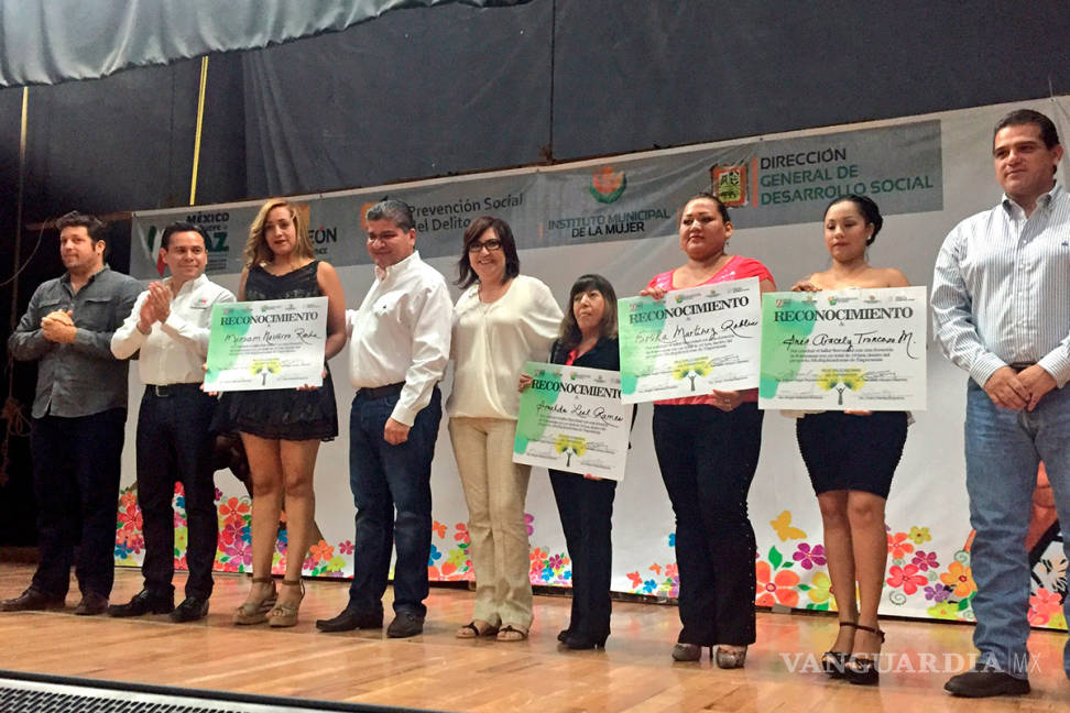 $!En Torreón 475 mujeres se convierten en 'multiplicadoras de esperanza'