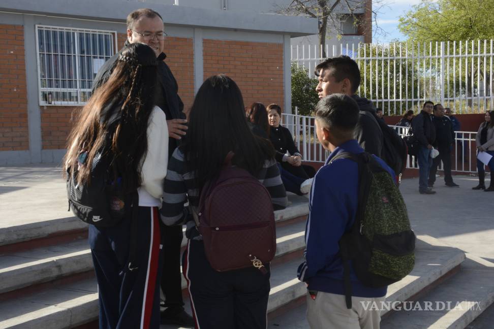 Dejan sin aguinaldo a trabajadores del Cecyte