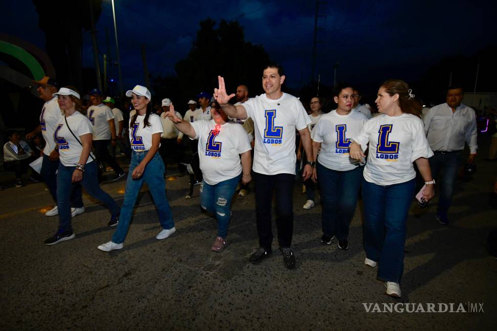 $!El evento fue encabezado por la banda de guerra y el rector Octavio Pimentel.