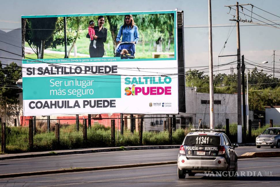 $!Investigarán al Alcalde de Saltillo por colocar espectacular en Torreón