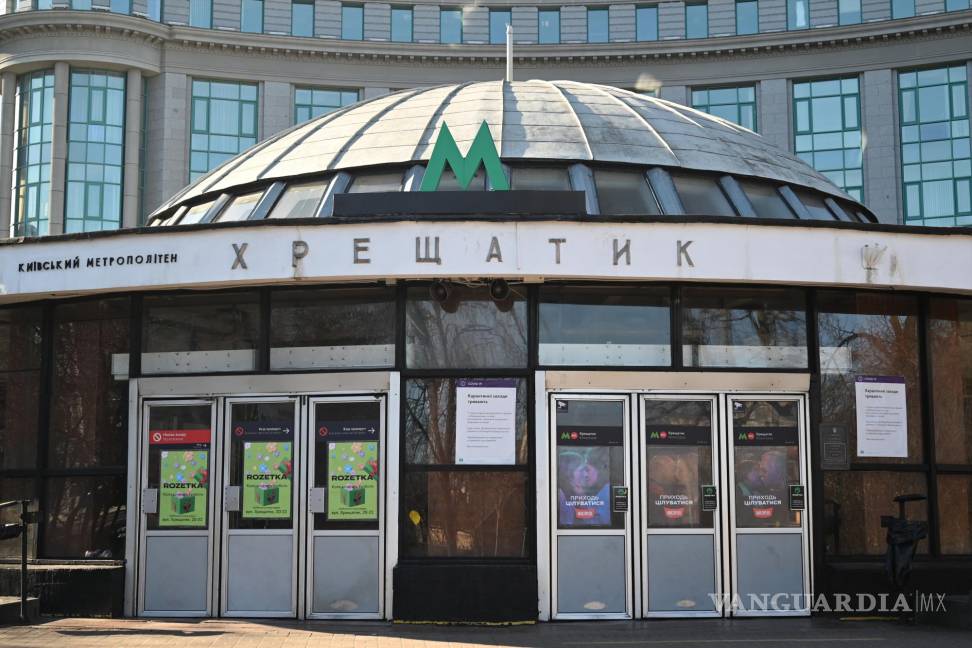 $!En la imagen, estción de metro de Kiev cerrada. EFE/Ignacio Ortega