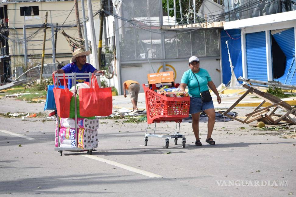 $!Debido a la rapiña, tiendas departamentales y de conveniencia han sido saqueadas casi en su totalidad.