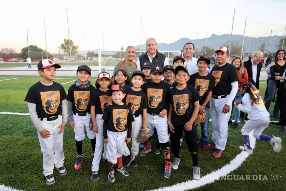 $!Equipos de diferentes ligas de beisbol infantil se dieron cita al evento de inauguración.