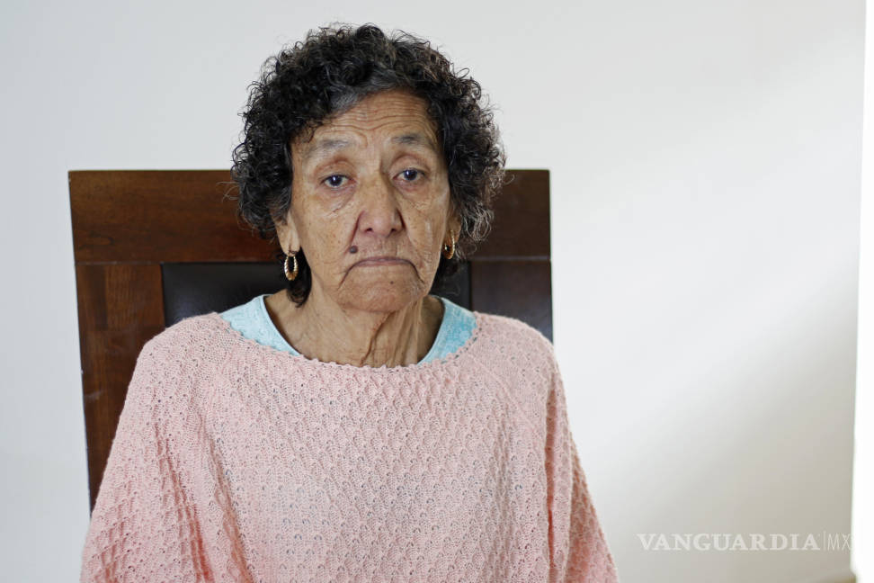 $!Anciana de 85 años en extrema pobreza, paga predial de su casa a punto del derrumbe con los mil 160 pesos que le otorga Sedesol