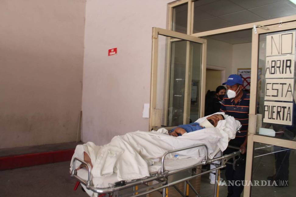 Hombre apedrea domicilio en Parras, Coahuila; en respuesta, lo golpean con un bate