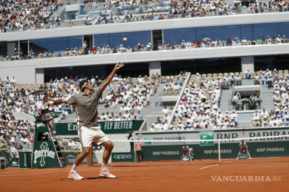 $!Federer llega a los cuartos de Roland Garros sin problemas