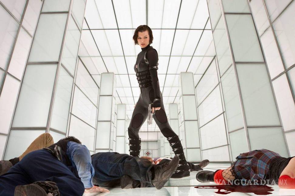 $!Gran parte del éxito en taquilla de Resident Evil se debió a su protagonista, la actriz Mila Jovovich.