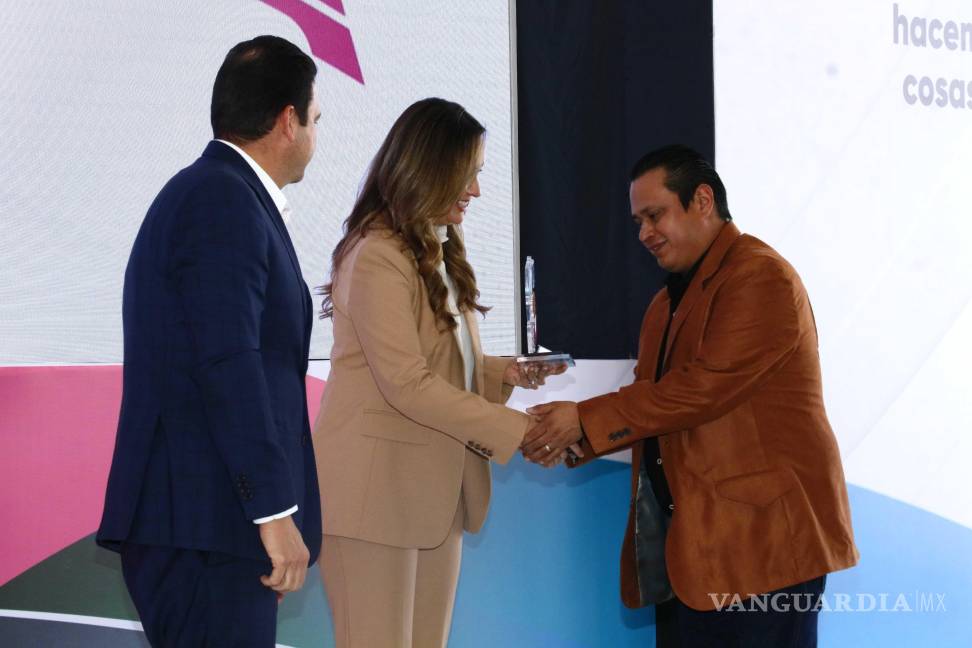 $!Se reconoció a ciudadanos y organizaciones por su labor a favor de personas con discapacidad