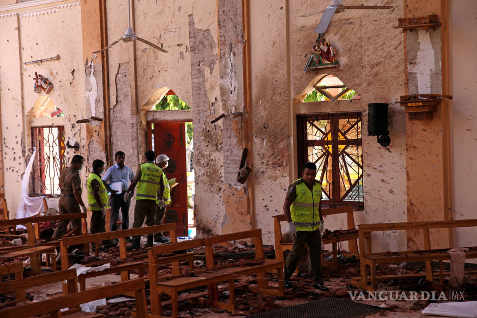 $!Sri Lanka de nuevo bajo ataque, la iglesia católica suspende servicios religiosos y la policía busca 140 personas sospechosas