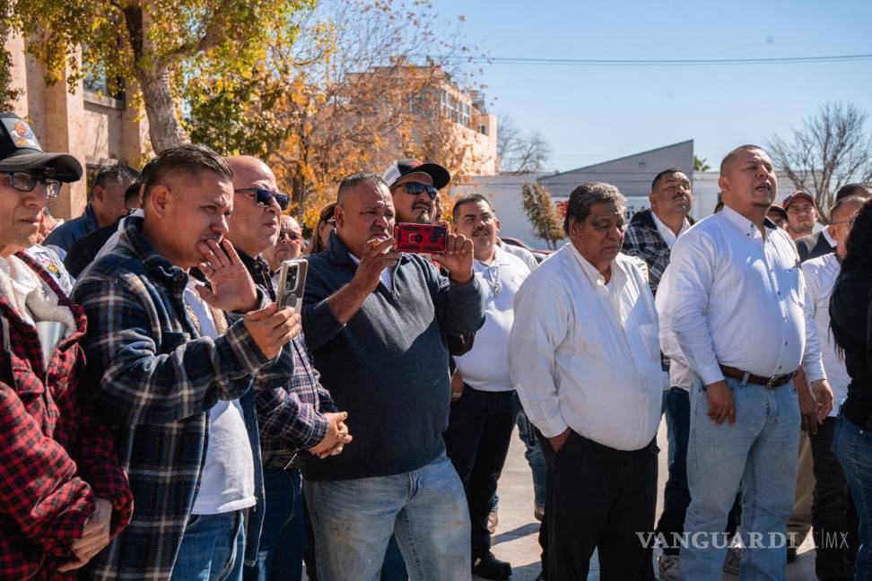 $!Con esta medida, los operadores pagarán solo 147 pesos por el refrendo 2026.