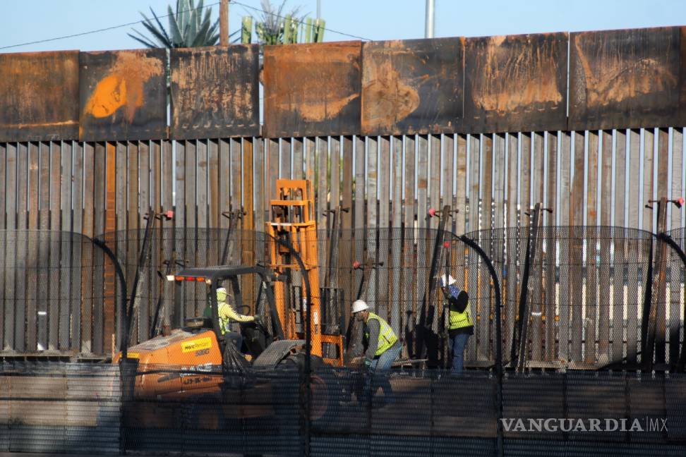$!Levantan muro entre Ciudad Juárez, Chihuahua y EU
