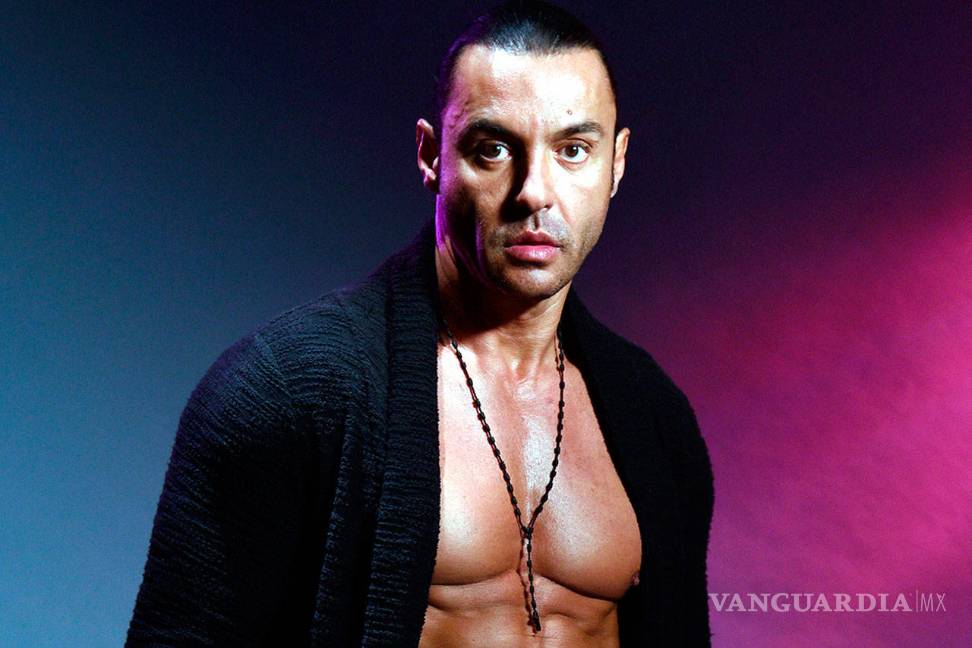 Latin Lover debutará en cine de la mano de Alfonso Cuarón