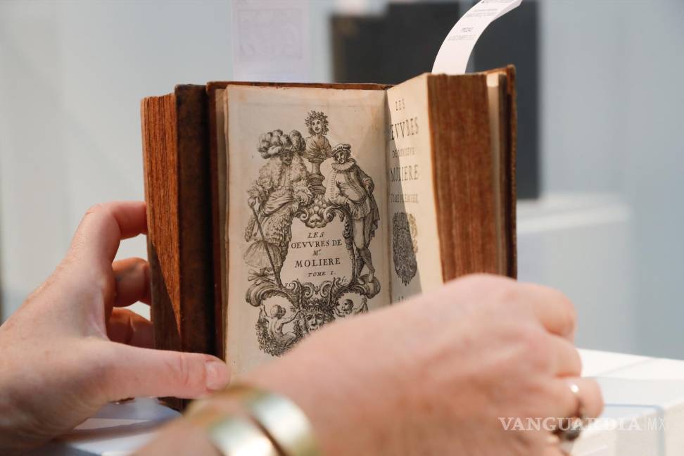 Varias ediciones antiguas del Quijote de Miguel de Cervantes se subastan en París