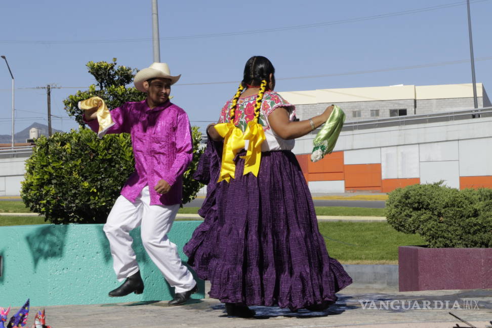 $!Caravana Cultural de Oaxaca se queda en Saltillo una semana más