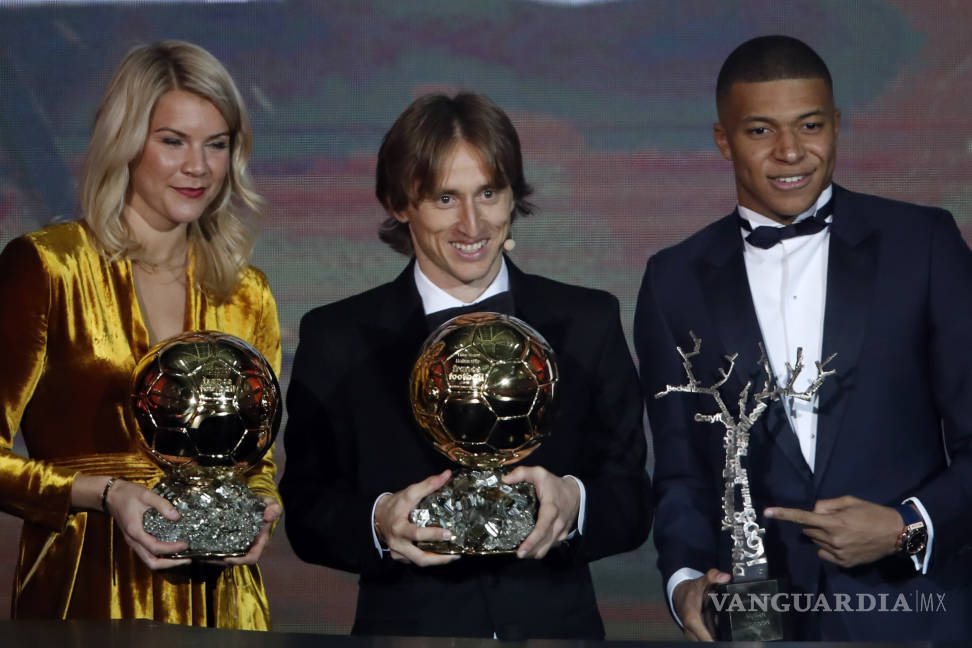 $!Ni Cristiano Ronaldo, ni Lionel Messi, ¡Luka Modric es el ganador del Balón de Oro!