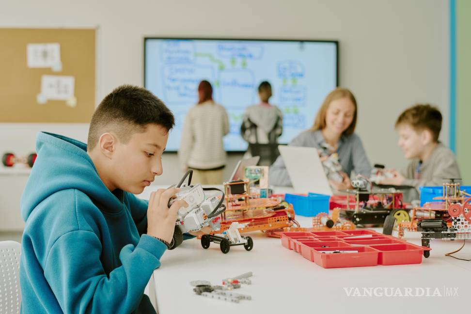 $!Actividades como la robótica promueven la conjunción de habilidades artísticas y de matemáticas, entre otras.