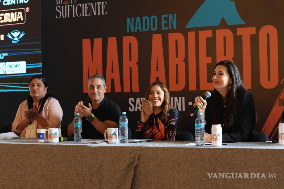 $!Autoridades y patrocinadores presentes: Claudia Aldaco, Antonio Cepeda, Vanessa Tonone, Aracely Montelongo y Mayra Arenas respaldan la carrera de Alejandra.