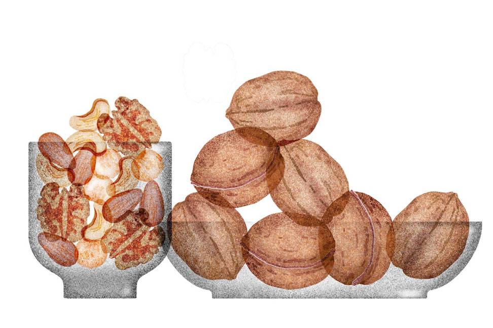 $!Hay tres variedades de nueces ricas en grasas saludables, proteínas y fibra y los estudios han descubierto que quienes las consumen suelen tener un menor riesgo de padecer varios tipos de cáncer.