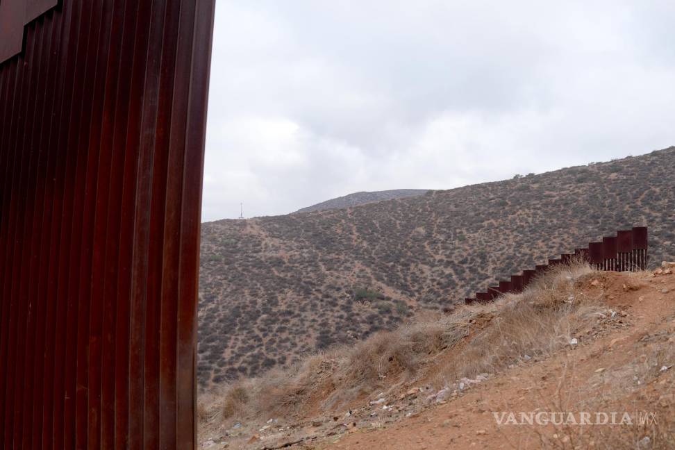 $!La CBP informó una reducción del 85 % de los cruces a lo largo de la frontera sur con México durante los primeros once días del gobierno de Trump.