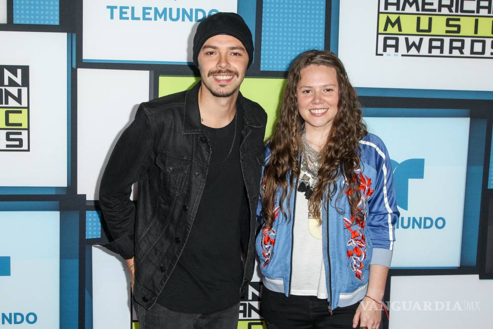 Lidera Enrique Iglesias las nominaciones de los Latin American Music