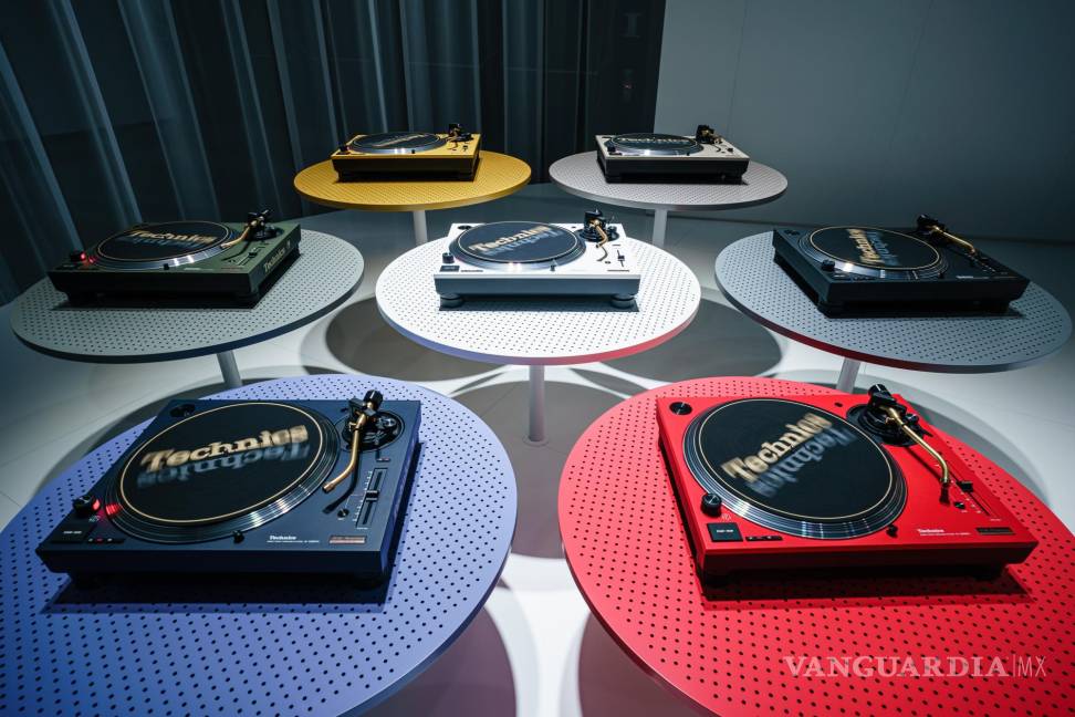 Vuelve feria tecnológica IFA, la más grande de Europa, tras ser cancelada el año pasado por la pandemia de COVID-19