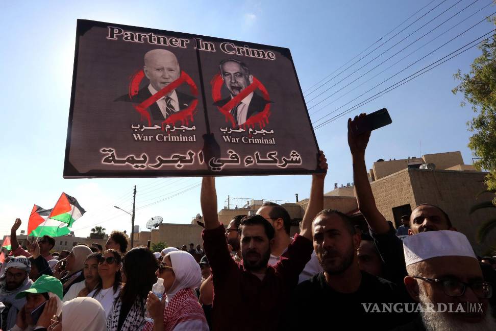 Estas son las imágenes de las protestas en varias ciudades del mundo tras el bombardeo al hospital Al Ahli en Gaza