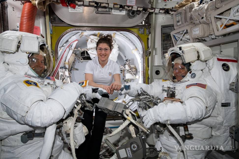 $!Anne McClain y Christina Koch se quedan con las ganas, se cancela histórico paseo espacial únicamente con mujeres
