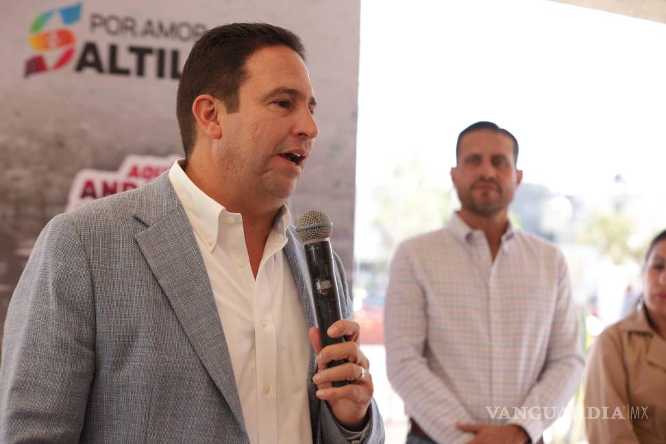 $!El alcalde de Saltillo, Javier Díaz, afirmó que la colaboración con el comité organizador podrá dar a la ciudad una exposición internacional.