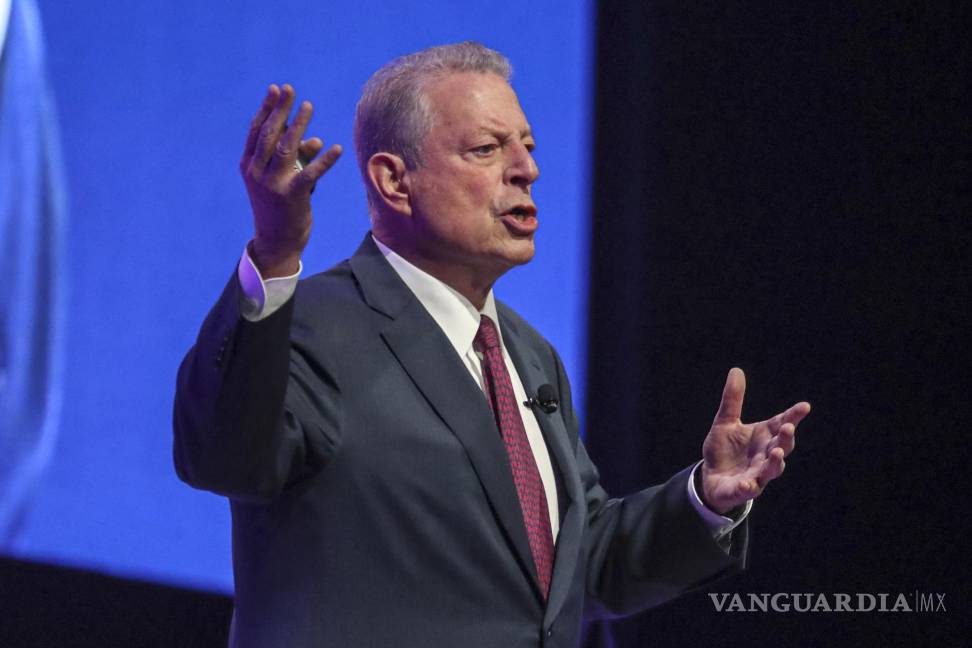 $!El ex vicepresidente estadounidense Al Gore una sesión sobre el rastro climático en la Conferencia de las Naciones Unidas sobre el Cambio Climático COP29.