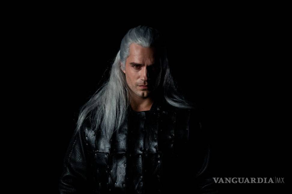 Revelan imagen de Henry Cavill como ‘The Witcher’ y la gente no está convencida
